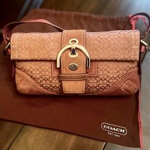 Coach Burgundy shoulder bag in classic print - silver hardware, jacquard fabric